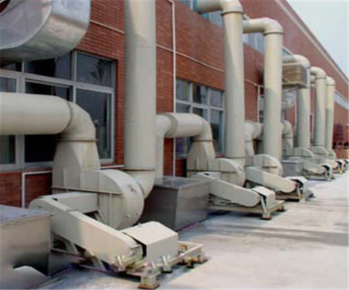 德諾環保車間排煙工程施工節約成本，工作效率高